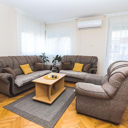 Appartamento Lotus Vrnjačka Banja Esterno foto