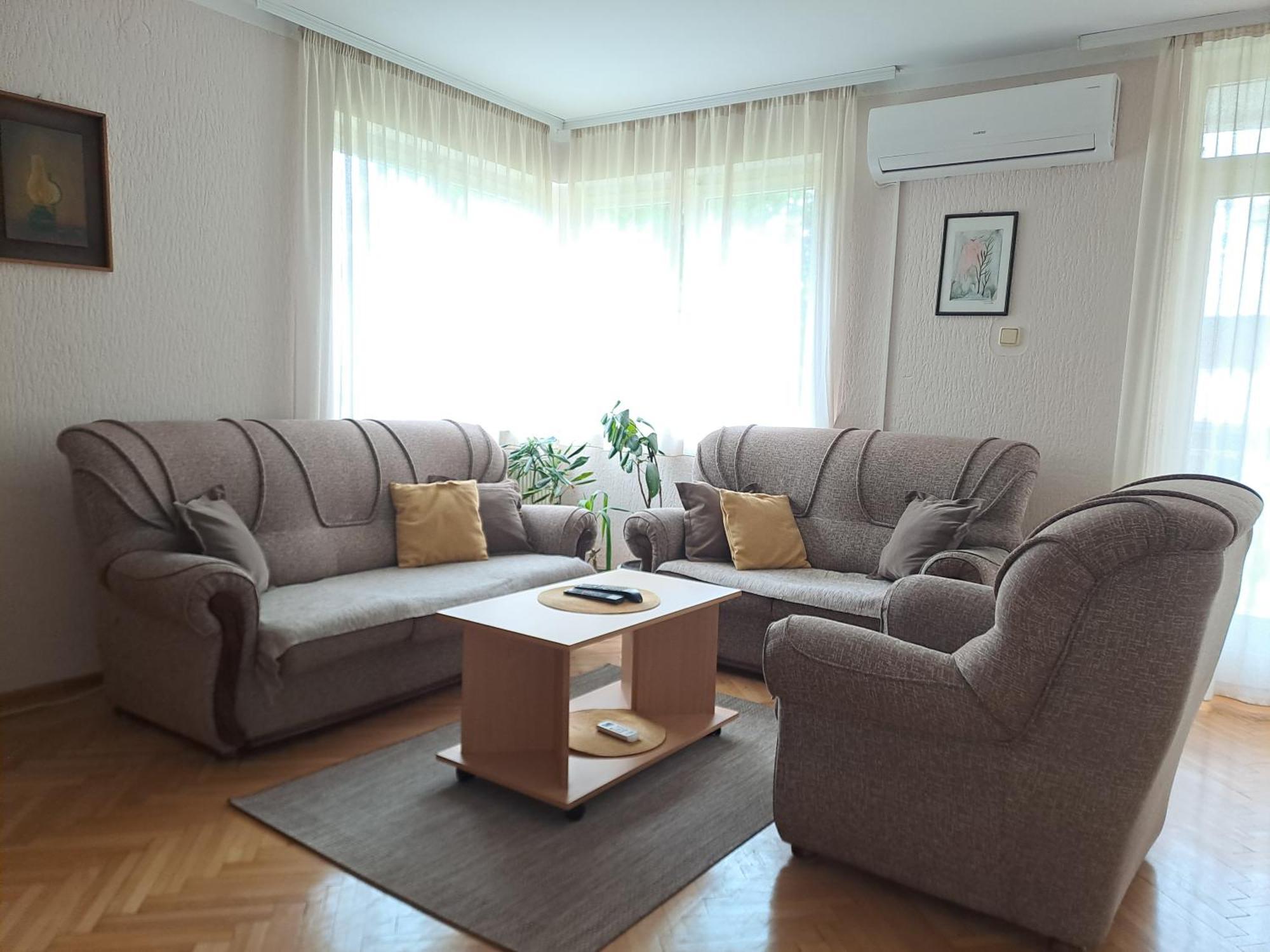 Appartamento Lotus Vrnjačka Banja Esterno foto