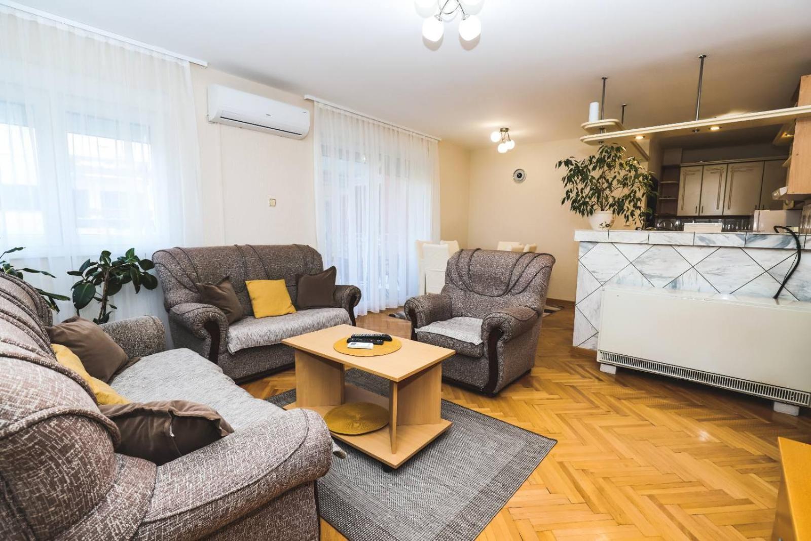 Appartamento Lotus Vrnjačka Banja Esterno foto